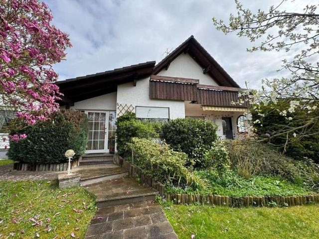 Haus zum Kaufen in Lauenförde 259.000,00 EUR 135 m²