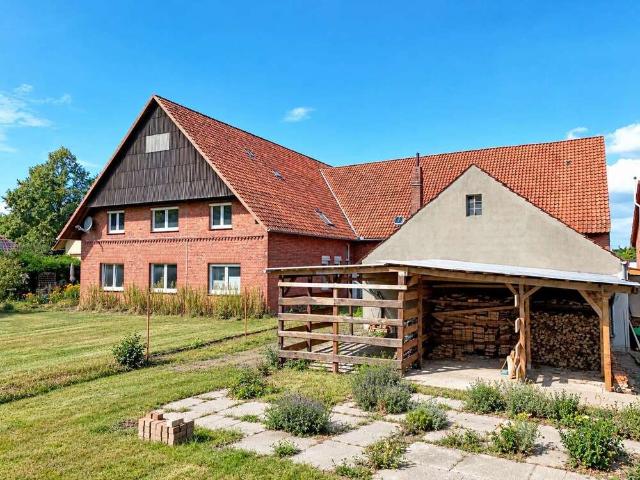 Haus zum Kaufen in Lauenhagen 340.000,00 EUR 310.78 m²