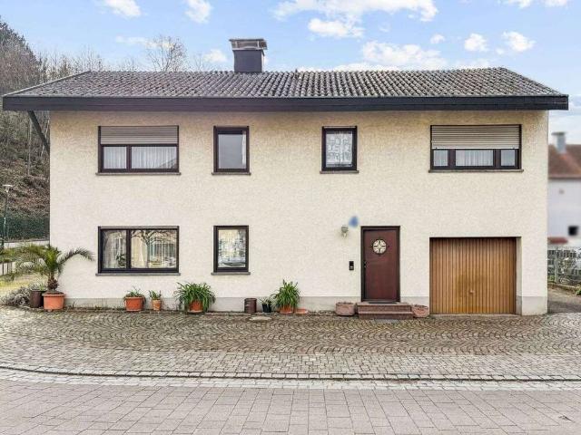 Haus zum Kaufen in Lauf 360.000,00 EUR 162 m²