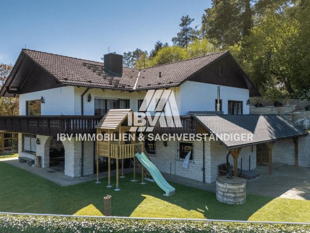 Haus zum Kaufen in Lauf an der Pegnitz 549.000,00 EUR 248 m²