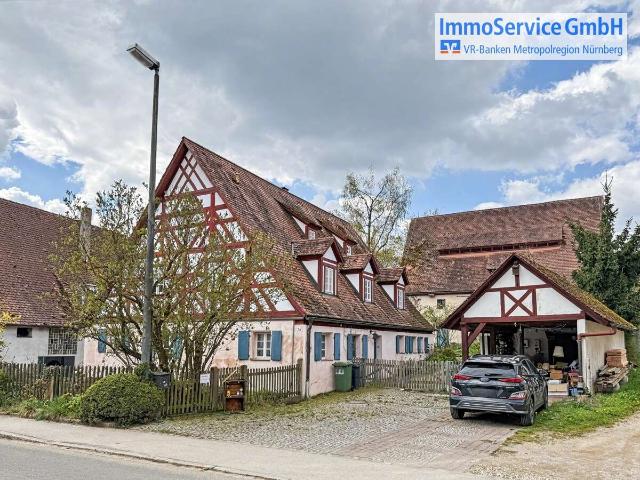 Haus zum Kaufen in Lauf an der Pegnitz 697.000,00 EUR 233.66 m²