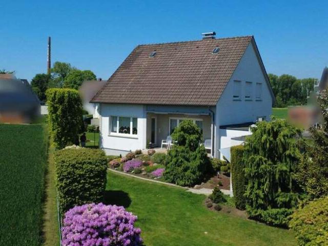 Haus zum Kaufen in Lage 289.000,00 EUR 149 m²