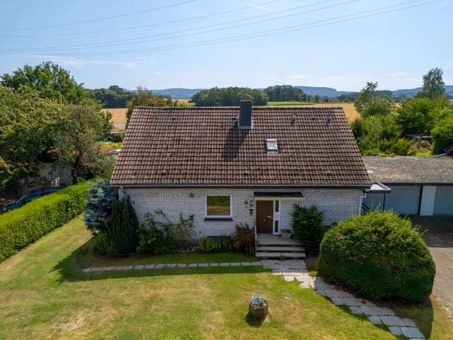 Haus zum Kaufen in Lage 290.000,00 EUR 138.16 m²