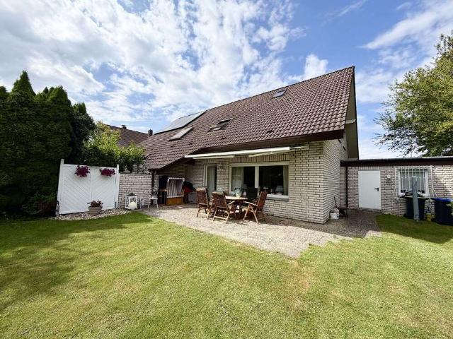 Haus zum Kaufen in Lage 298.000,00 EUR 115 m²