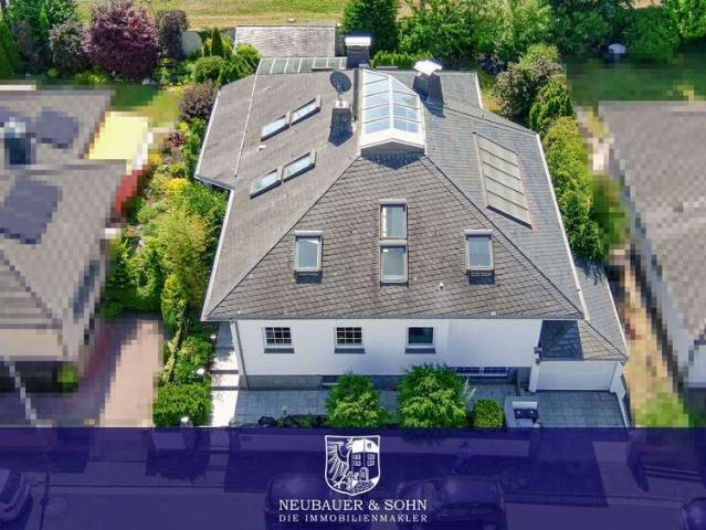 Haus zum Kaufen in Langen 1.280.000,00 EUR 426.28 m²