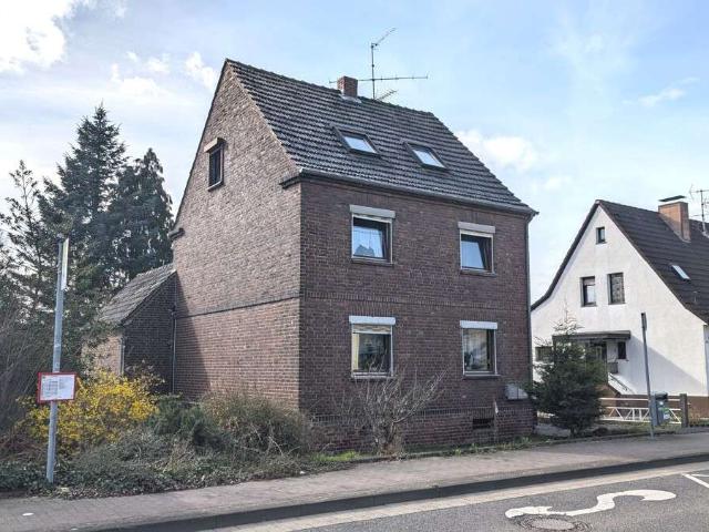 Haus zum Kaufen in Langenfeld 415.000,00 EUR 126 m²