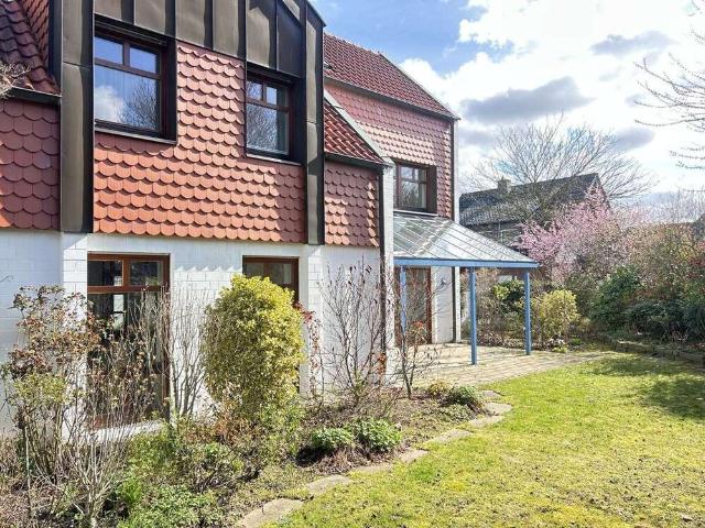 Haus zum Kaufen in Langenfeld 970.000,00 EUR 222 m²
