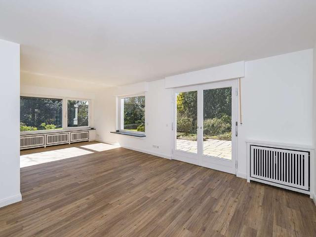 Haus zum Kaufen in Langenfeld 1.480.000,00 EUR 255 m²