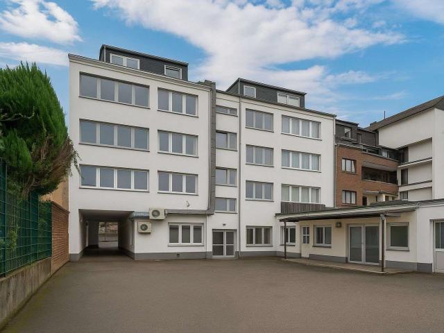 Haus zum Kaufen in Langenfeld Rheinland 3.249.000,00 EUR 1229 m²