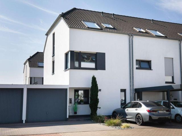 Haus zum Kaufen in Langenfeld Rheinland 690.000,00 EUR 134 m²