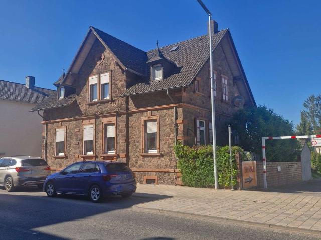 Haus zum Kaufen in Langenselbold 329.000,00 EUR 171 m²