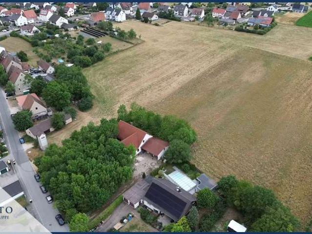 Haus zum Kaufen in Langenzenn Burggrafenhof 895.000,00 EUR 186 m²