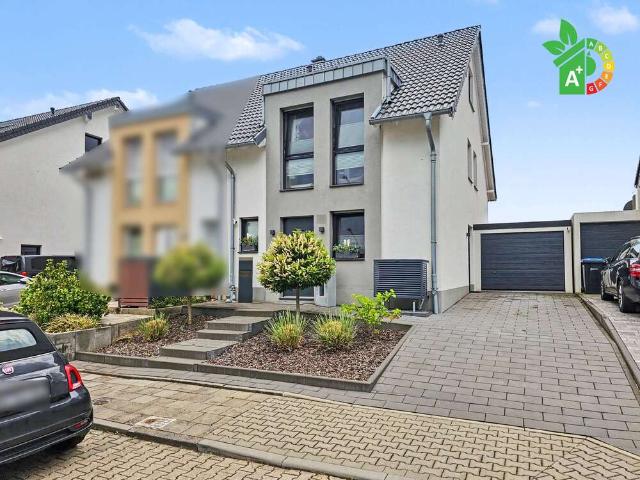 Haus zum Kaufen in Langerwehe 595.000,00 EUR 130.4 m²