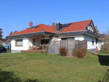 House for sale in Lang-Göns