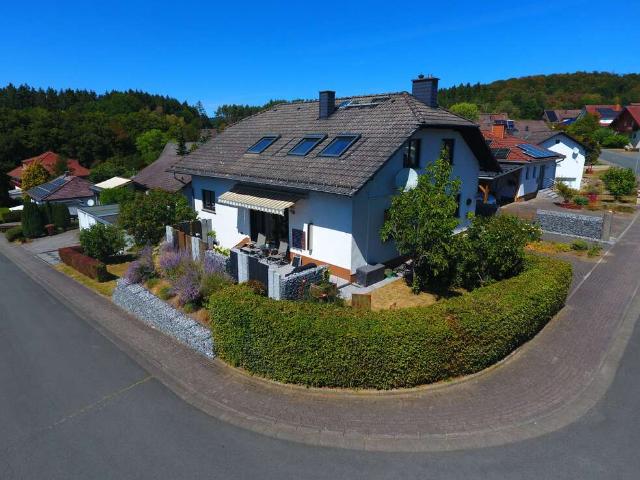 Haus zum Kaufen in Leun 482.500,00 EUR 196 m²