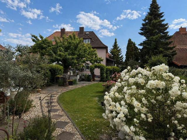 Haus zum Kaufen in Leuna 269.000,00 EUR 116 m²