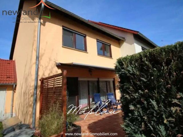 Haus zum Kaufen in Leuna 315.001,00 EUR 157.73 m²