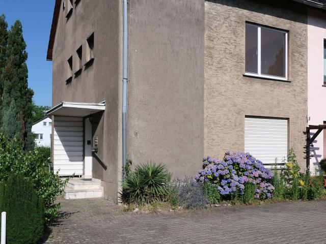Haus zum Kaufen in Leverkusen 420.000,00 EUR 171.32 m²