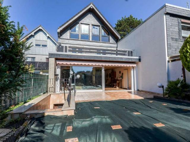 Haus zum Kaufen in Leverkusen 449.000,00 EUR 151.38 m²