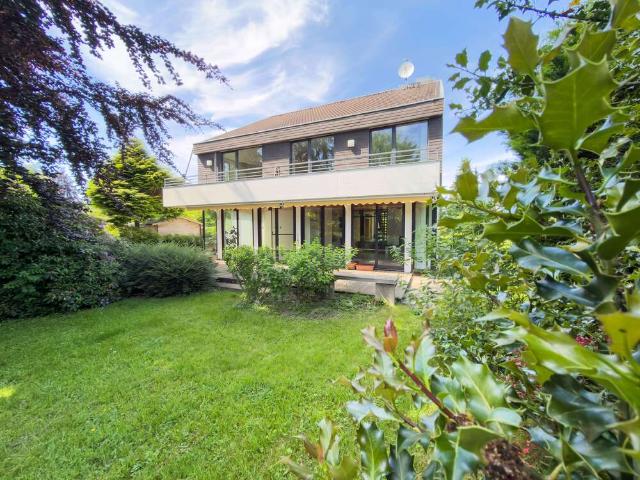Haus zum Kaufen in Leverkusen 725.000,00 EUR 168 m²