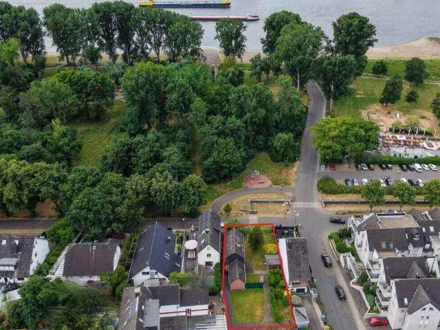Haus zum Kaufen in Leverkusen Hitdorf 450.000,00 EUR 82.41 m²
