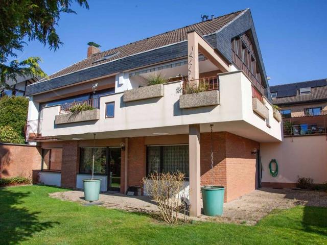 Haus zum Kaufen in Leichlingen 395.000,00 EUR 168.32 m²