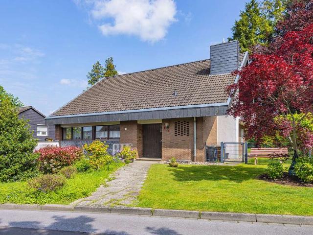 Haus zum Kaufen in Leichlingen 620.000,00 EUR 158 m²