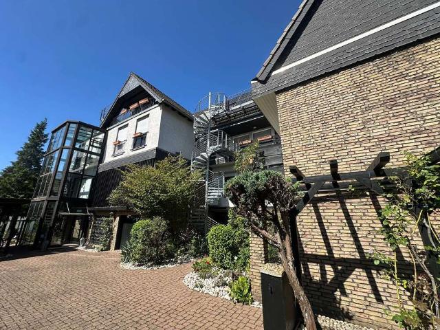 Haus zum Kaufen in Leichlingen Rheinland 1.700.000,00 EUR 596 m²