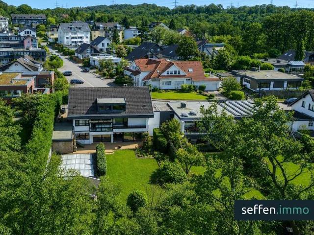 Haus zum Kaufen in Leichlingen Rheinland 848.000,00 EUR 274 m²