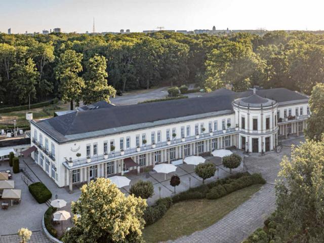 Haus zum Kaufen in Leipzig 6.500.000,00 EUR 2400 m²