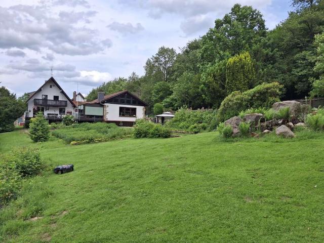 Haus zum Kaufen in Lemgo 630.000,00 EUR 310 m²
