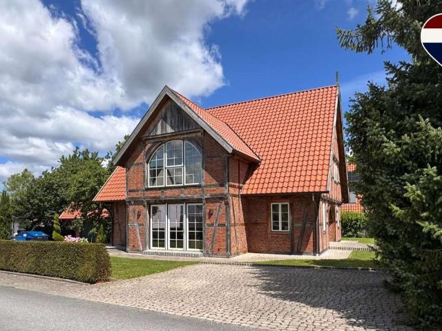 Haus zum Kaufen in Lemgo 720.000,00 EUR 299 m²
