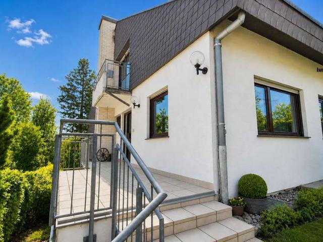 Haus zum Kaufen in Leonberg 590.000,00 EUR 168 m²