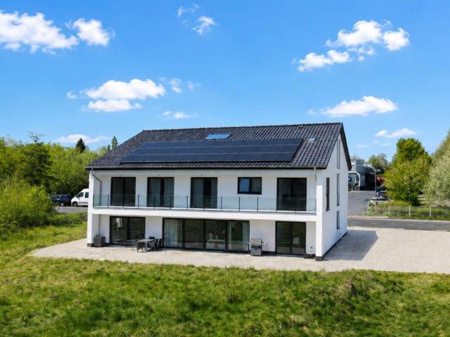 Haus zum Kaufen in Leopoldshöhe 1.099.000,00 EUR 534.08 m²