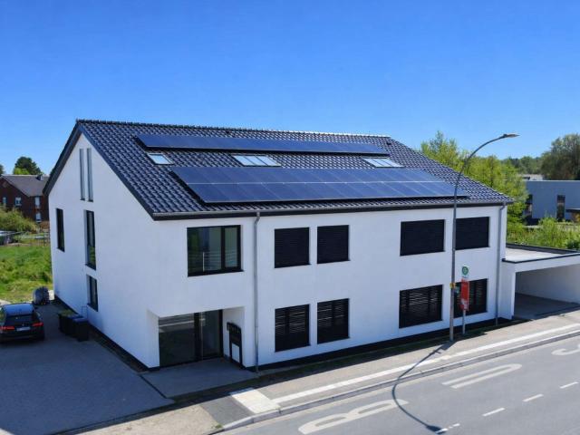 Haus zum Kaufen in Leopoldshöhe 1.099.000,00 EUR 534.03 m²