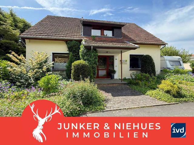 Haus zum Kaufen in Leopoldshöhe 390.000,00 EUR 195 m²