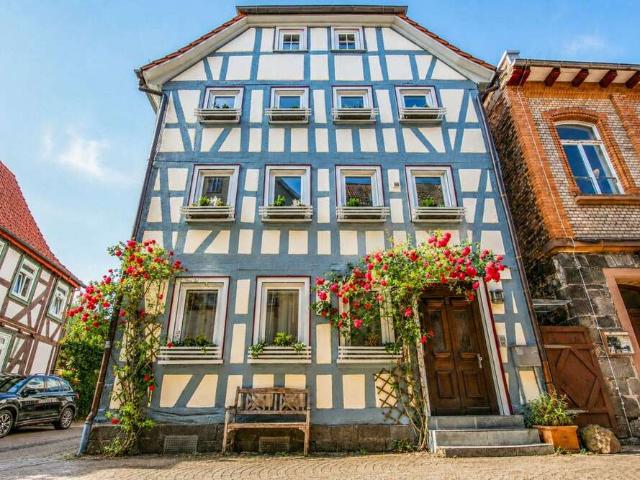 Haus zum Kaufen in Lich 329.000,00 EUR 131.06 m²