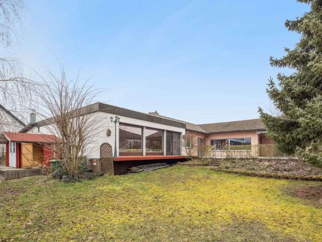 Haus zum Kaufen in Lich 345.000,00 EUR 140 m²