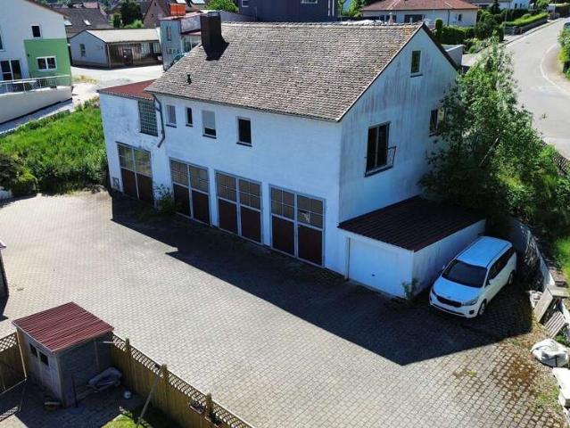 Haus zum Kaufen in Lichtenau 265.000,00 EUR 122 m²
