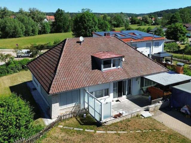 Haus zum Kaufen in Lichtenau 385.000,00 EUR 190 m²