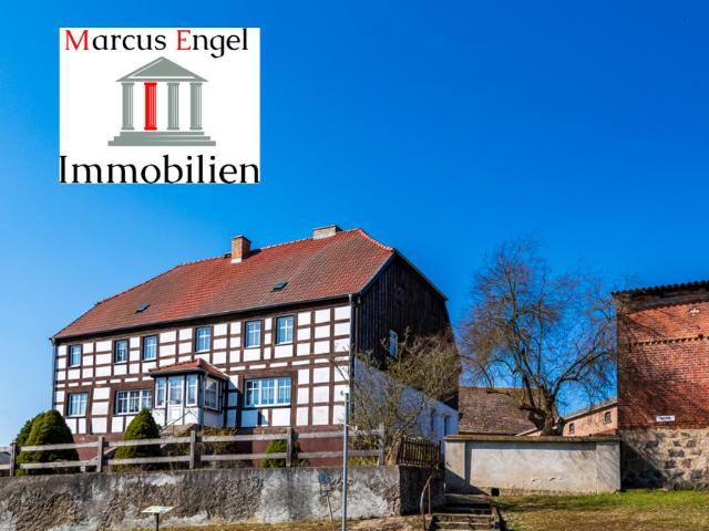Haus zum Kaufen in Liepe 550.000,00 EUR 366.78 m²