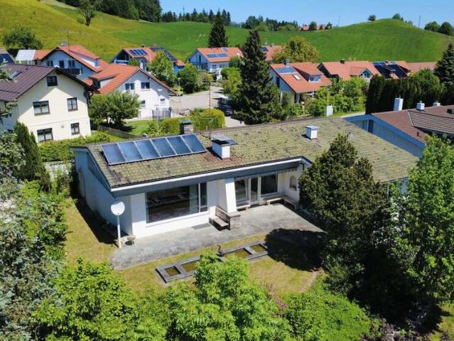 Haus zum Kaufen in Lindenberg im Allgäu Manzen 514.000,00 EUR 205 m²