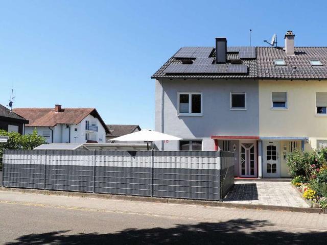 Haus zum Kaufen in Linkenheim Hochstetten 469.000,00 EUR 146.23 m²