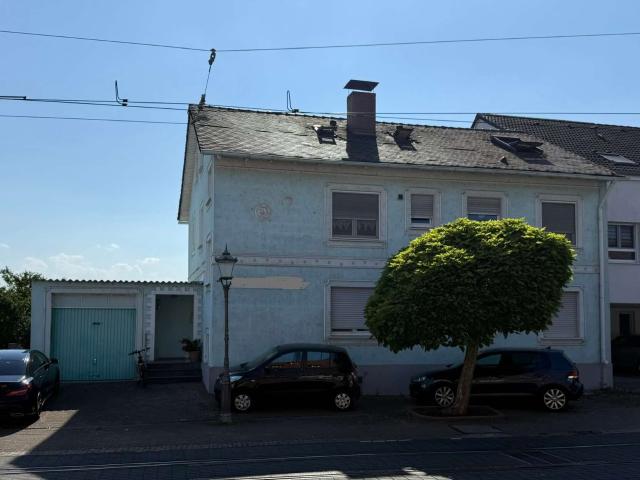 Haus zum Kaufen in Linkenheim Hochstetten 619.000,00 EUR 265 m²