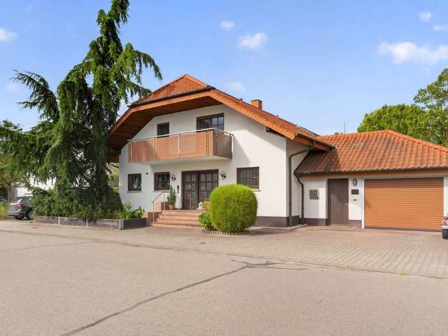 Haus zum Kaufen in Linkenheim Hochtstetten 899.000,00 EUR 238 m²