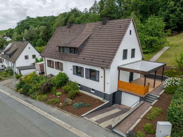 Haus zum Kaufen in Lüdenscheid 298.000,00 EUR 101 m²