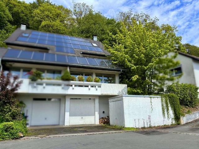 Haus zum Kaufen in Lüdenscheid 299.900,00 EUR 125 m²