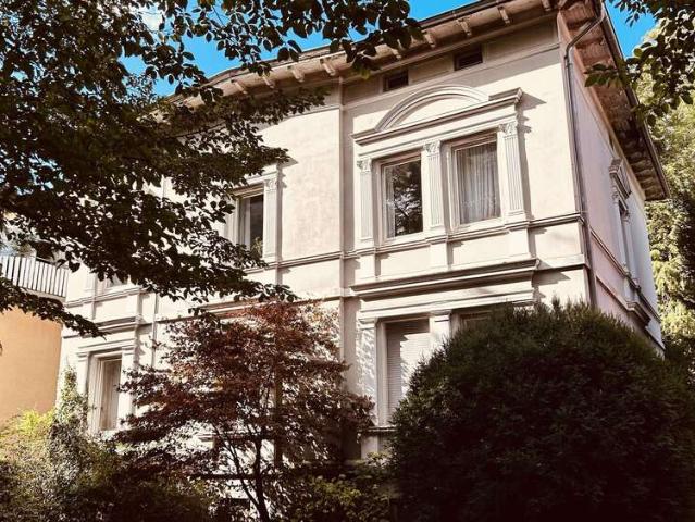 Haus zum Kaufen in Lüdenscheid 315.000,00 EUR 200 m²
