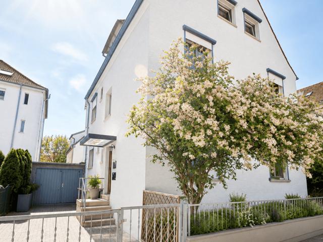 Haus zum Kaufen in Ludwigsburg 649.000,00 EUR 190 m²