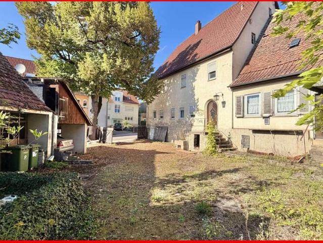 Haus zum Kaufen in Ludwigsburg, Neckarweihingen 500.000,00 EUR 150 m²